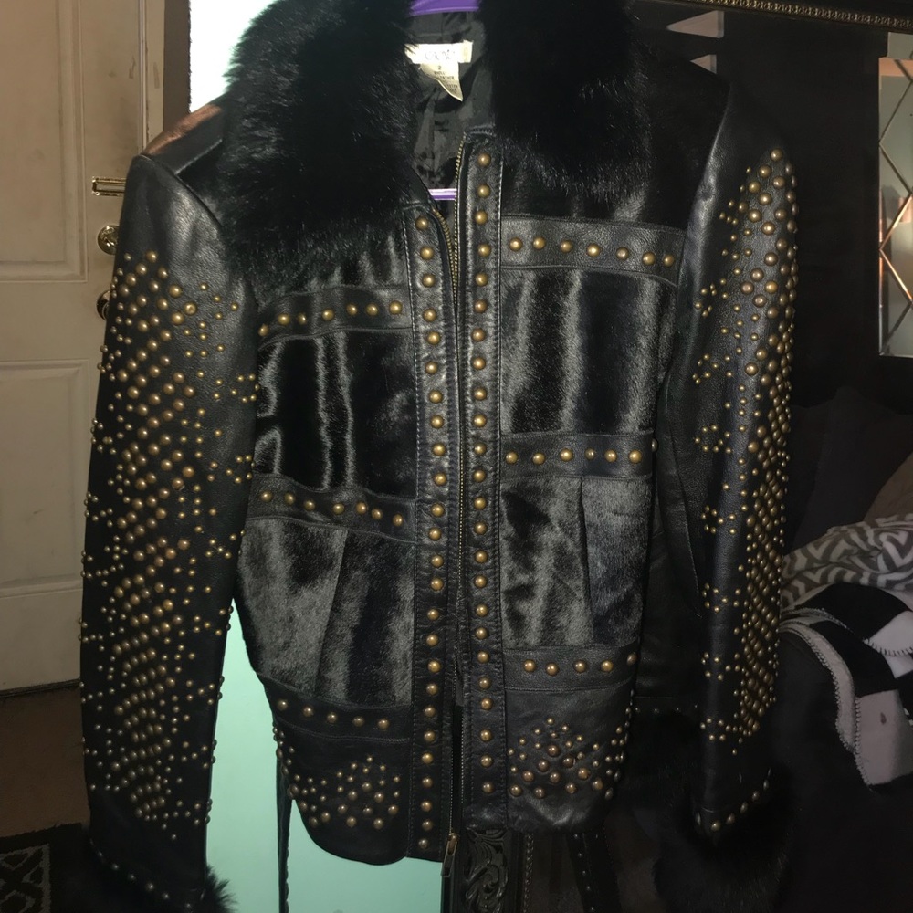 Cache leather fur jacket.